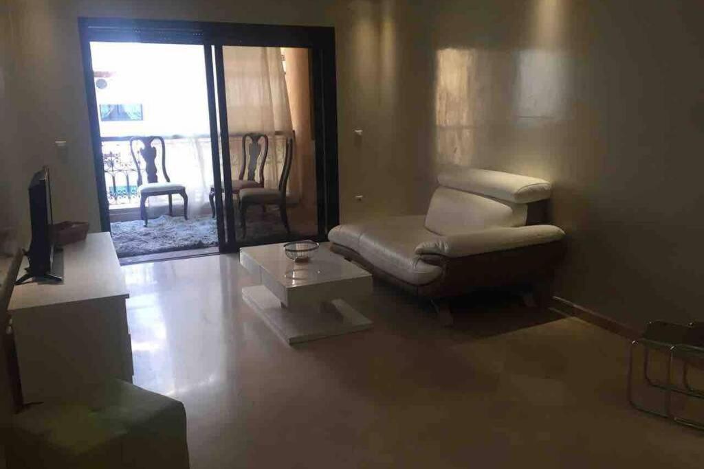 Appartement Tout Confort Avec Possibilite Transport Aeroport 马拉喀什 外观 照片
