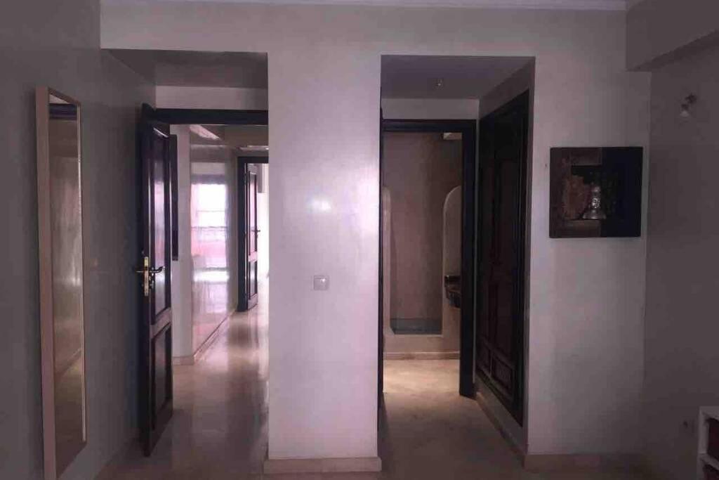 Appartement Tout Confort Avec Possibilite Transport Aeroport 马拉喀什 外观 照片